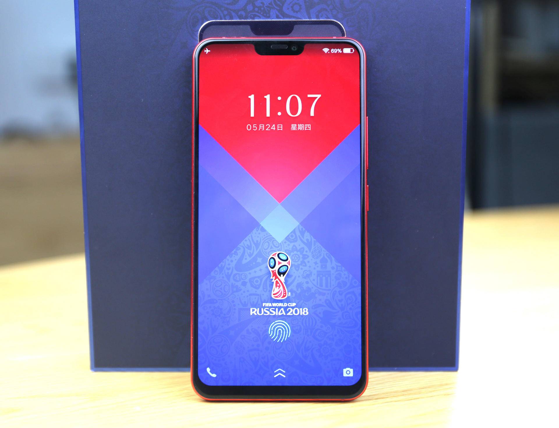 世界杯版x21(vivo X21 FIFA世界杯非凡版上手体验：做工极致，信仰爆表)