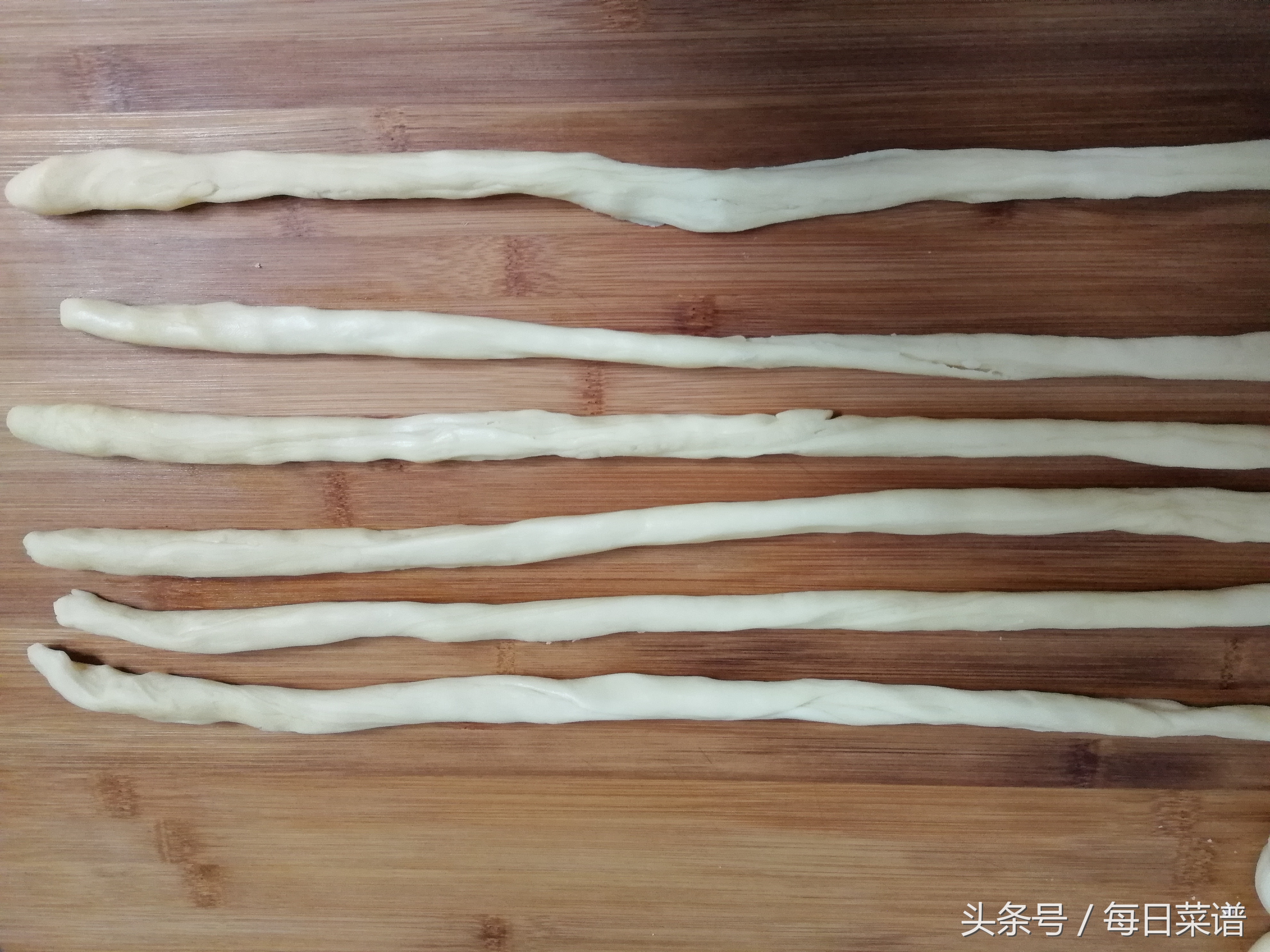 千層大麻花,千層麻花的做法