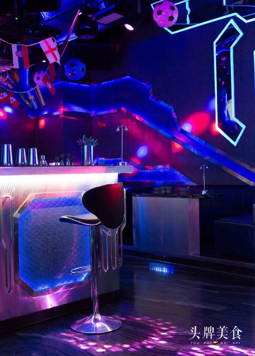 关于足球好听的饭店名字四个字（决战世界杯！福州首家足球主题餐吧来袭，好酒配好球，征服你的胃）