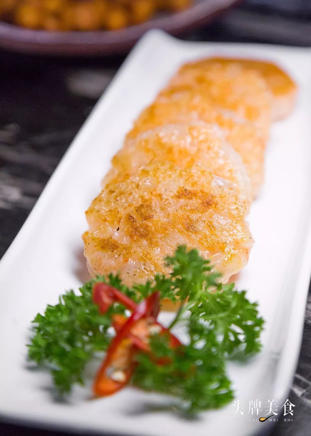 关于足球好听的饭店名字四个字（决战世界杯！福州首家足球主题餐吧来袭，好酒配好球，征服你的胃）