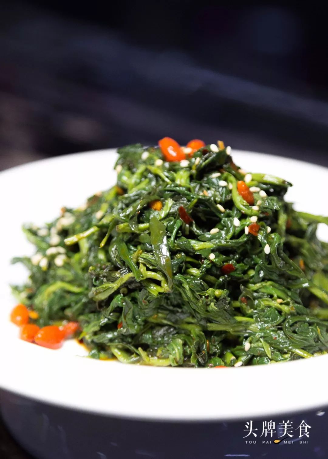 关于足球好听的饭店名字四个字（决战世界杯！福州首家足球主题餐吧来袭，好酒配好球，征服你的胃）