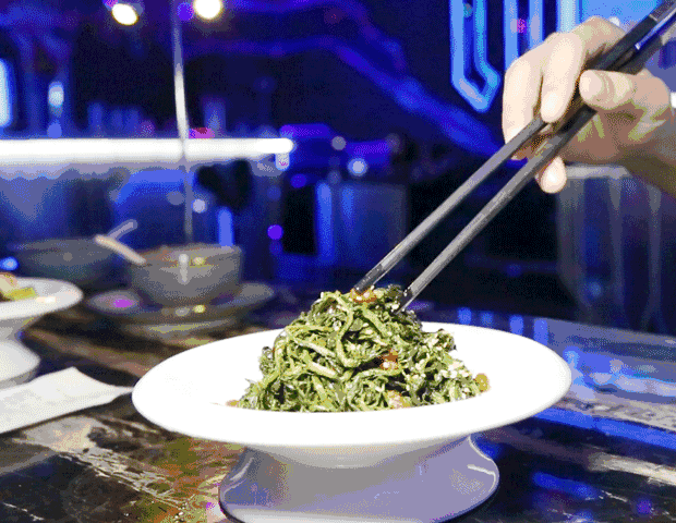 关于足球好听的饭店名字四个字（决战世界杯！福州首家足球主题餐吧来袭，好酒配好球，征服你的胃）