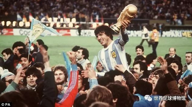 世界杯从1978(1978，阿根廷在争议中站上世界之巅「历届世界杯回顾」)
