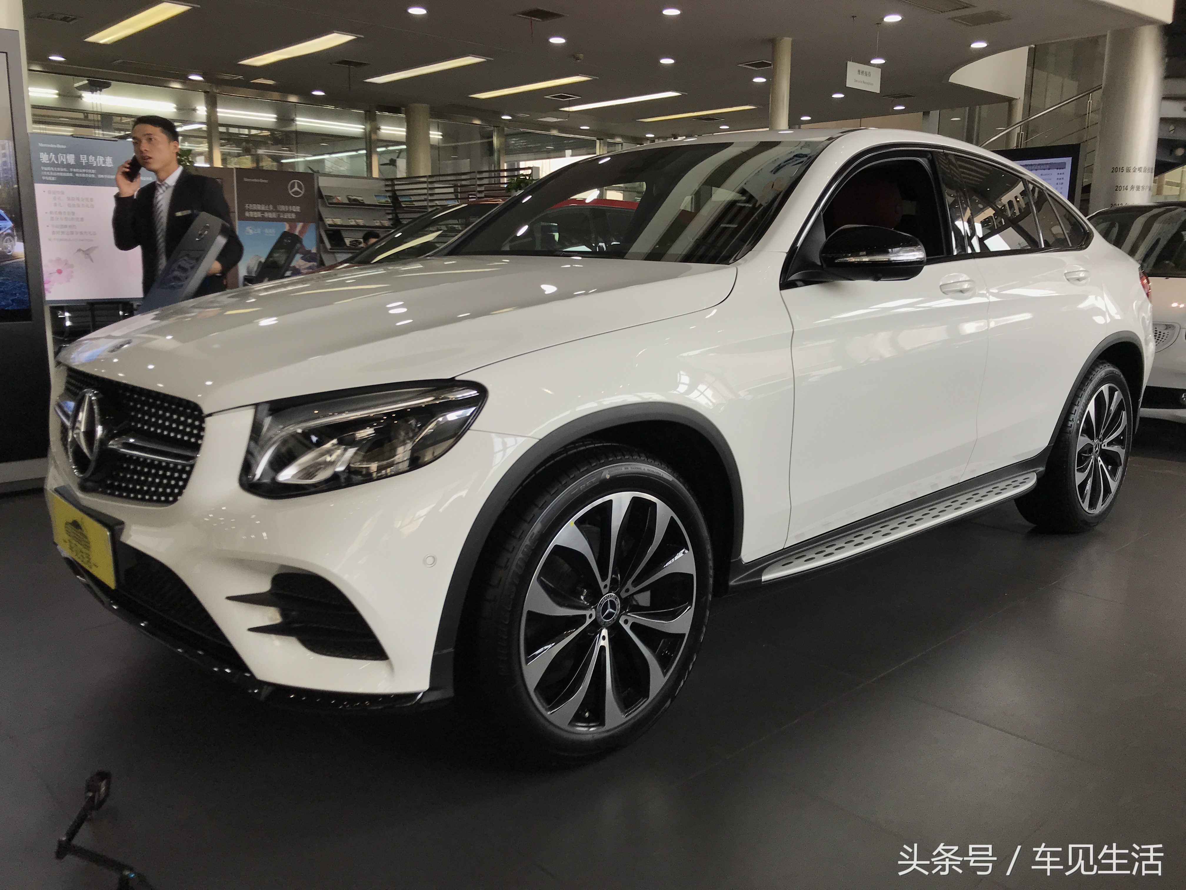 豪华品牌目前紧凑型suv里面卖的最好的车型就是奔驰的glc了,大家会问