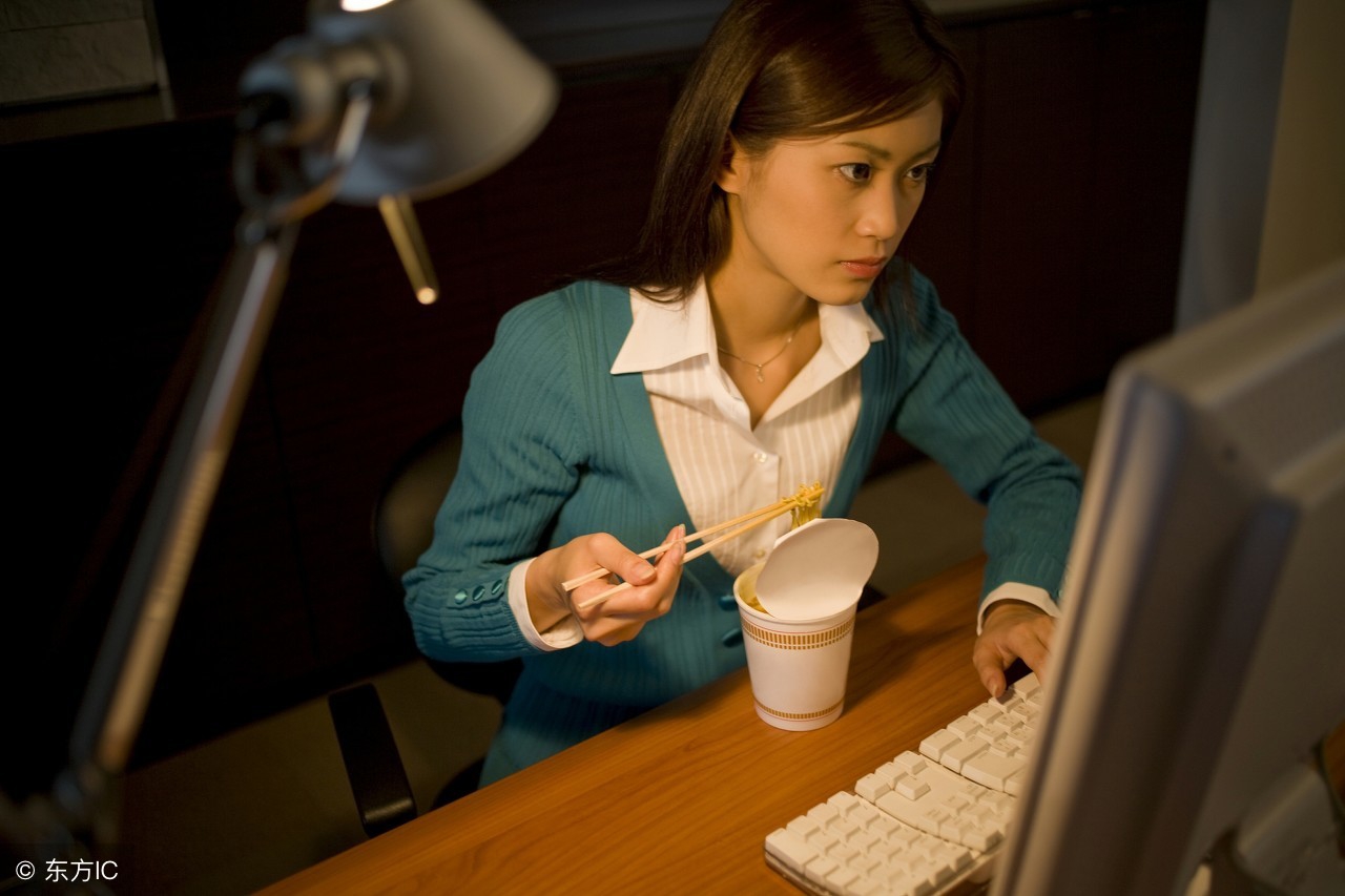 “加班补贴”用英语怎么说？-笑傲英语网