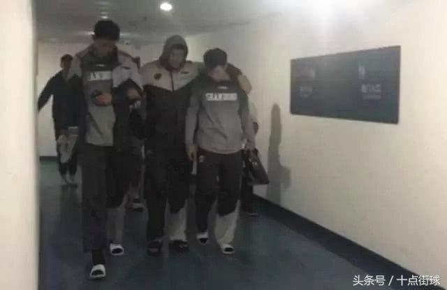 保罗斯图吉斯为什么不打nba（保罗宁可放弃西决也不打封闭针，伊巴卡用经历告诉你：一打毁生涯）