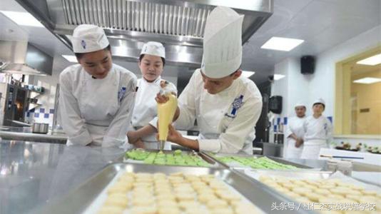 法兰西烘焙学校（世界著名西点蛋糕面包烘焙技术培训学校之法国蓝带证书课程介绍）