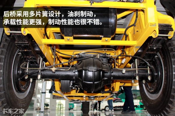 五征迈昂三轮车价格表led大灯是标配