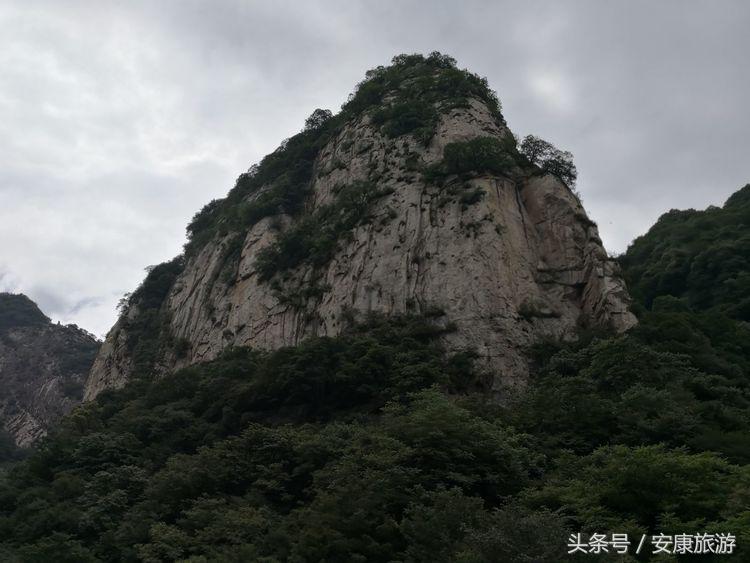 试登秦岭望秦川