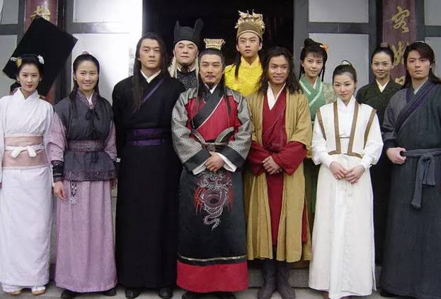 King Jing 8电视剧，Li Tweets，Canbinding，同一阶段，张伟杰占5