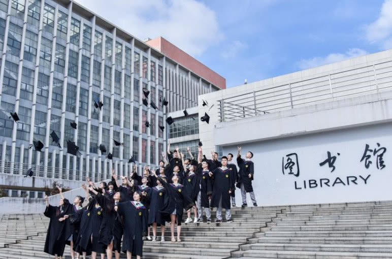 这三所211大学，地理位置不算差，理科录取分数线却比较低！