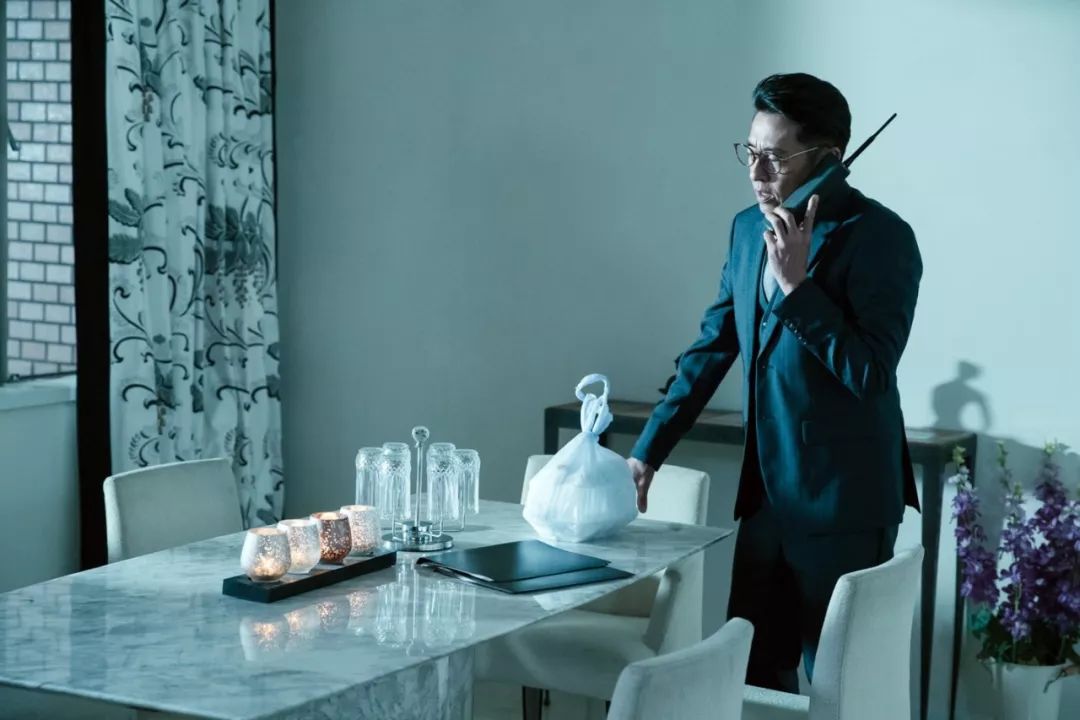 吾系差人电视剧(曾是亚视tvb一线小生红极一时 在新戏演父亲真打对手