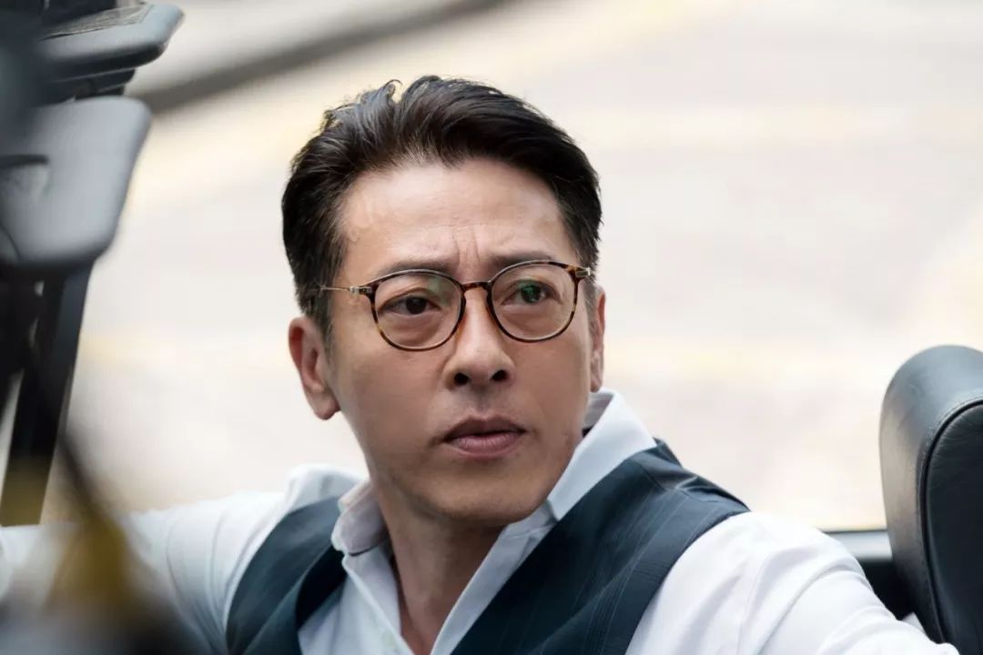 吾系差人电视剧(曾是亚视tvb一线小生红极一时 在