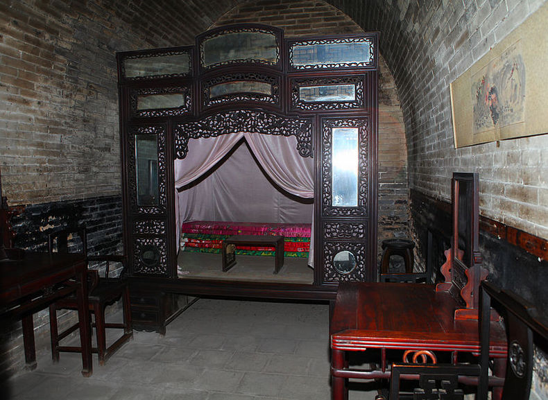 王家大院和乔家大院，谁家最有钱？