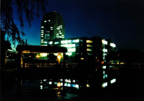 这所大学不是“211”也不是“985”，却被网友称可以媲美清华园！