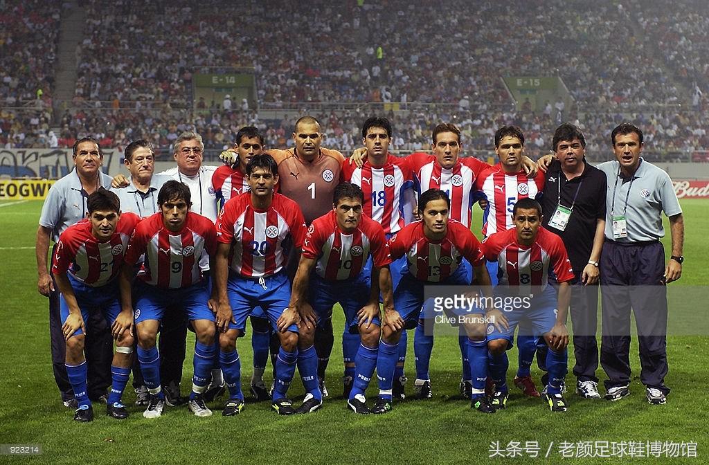 2002世界杯最大的黑马（2002韩日世界杯足球回顾，黑马lotto一鸣惊人，小众品牌逐步凋零）