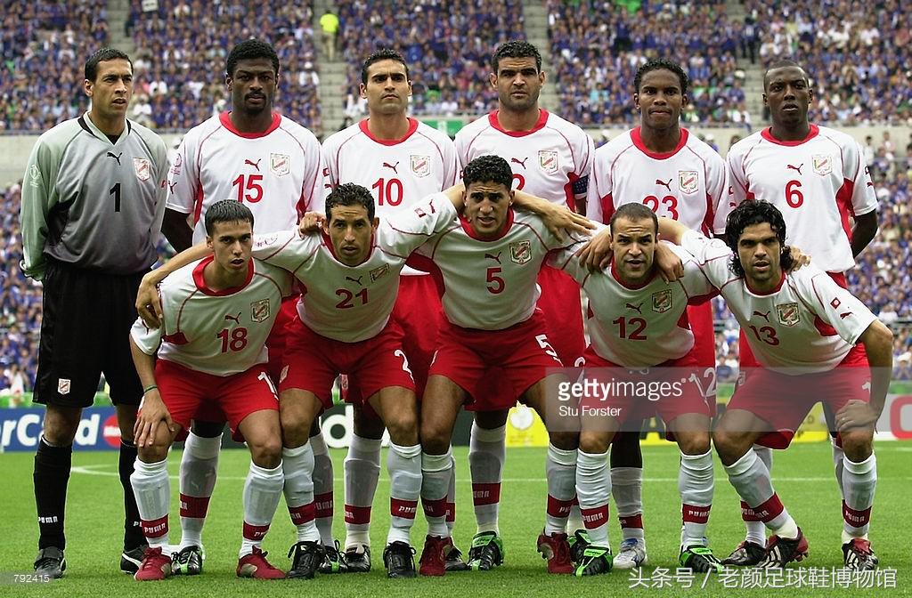 2002世界杯最大的黑马（2002韩日世界杯足球回顾，黑马lotto一鸣惊人，小众品牌逐步凋零）