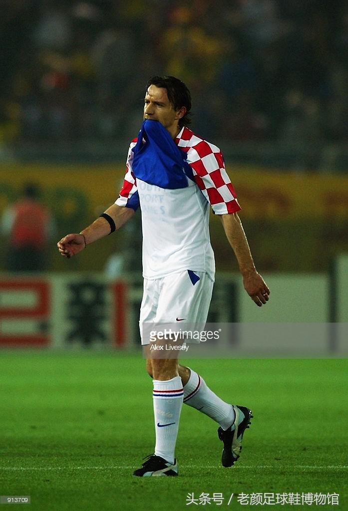 2002世界杯最大的黑马（2002韩日世界杯足球回顾，黑马lotto一鸣惊人，小众品牌逐步凋零）