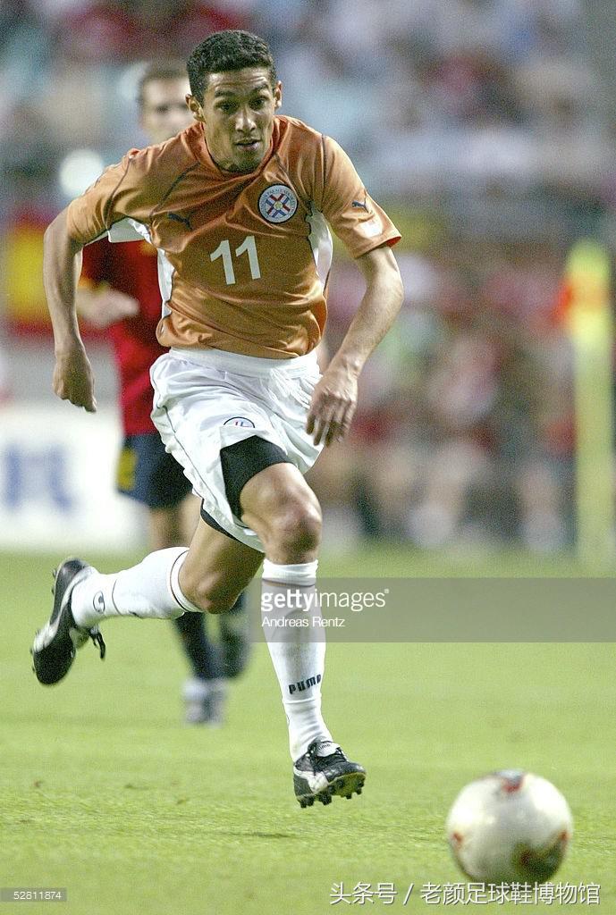 2002世界杯最大的黑马（2002韩日世界杯足球回顾，黑马lotto一鸣惊人，小众品牌逐步凋零）