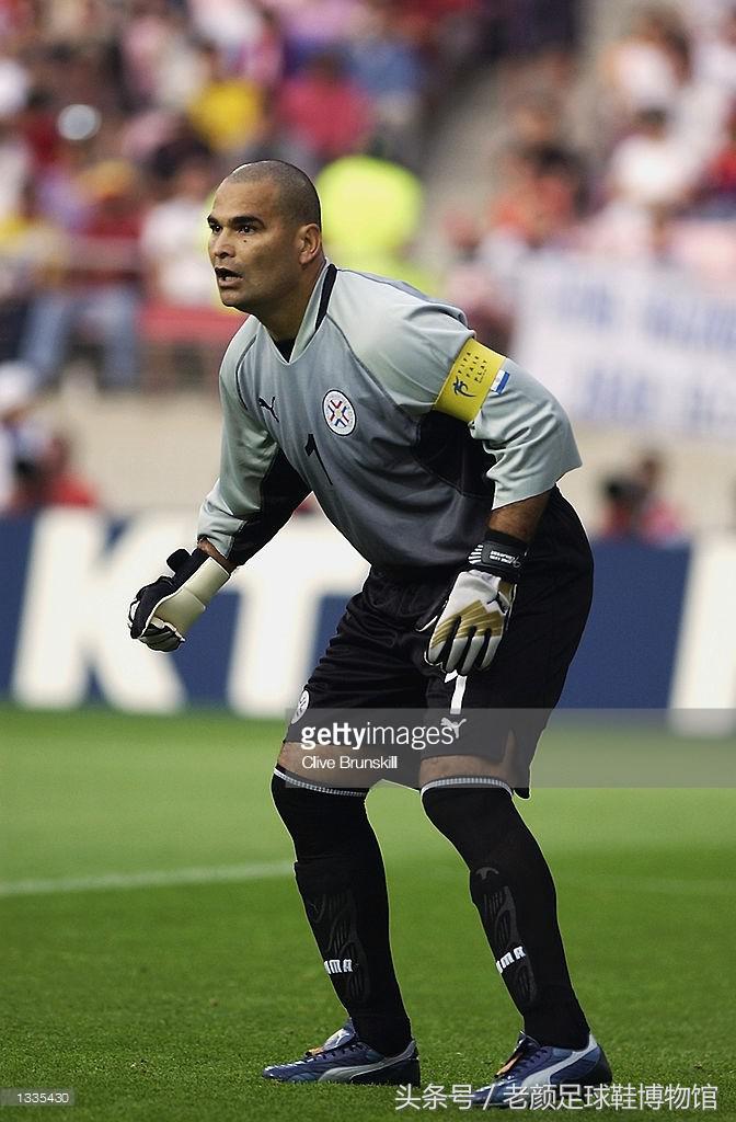 2002世界杯最大的黑马（2002韩日世界杯足球回顾，黑马lotto一鸣惊人，小众品牌逐步凋零）