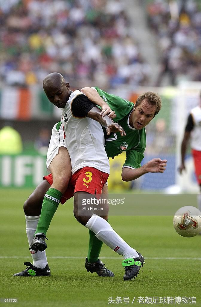 2002世界杯最大的黑马（2002韩日世界杯足球回顾，黑马lotto一鸣惊人，小众品牌逐步凋零）