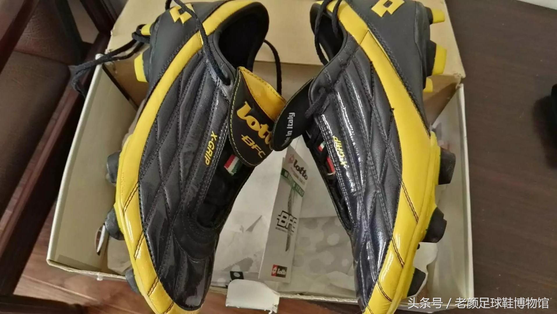 2002世界杯最大的黑马（2002韩日世界杯足球回顾，黑马lotto一鸣惊人，小众品牌逐步凋零）