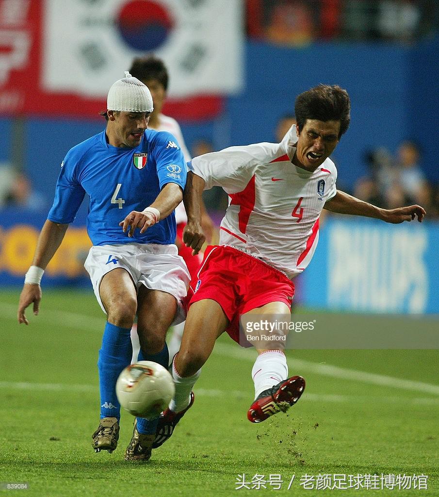 2002世界杯最大的黑马（2002韩日世界杯足球回顾，黑马lotto一鸣惊人，小众品牌逐步凋零）