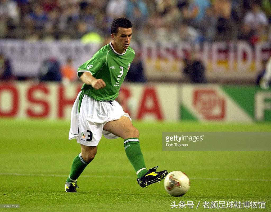 2002世界杯最大的黑马（2002韩日世界杯足球回顾，黑马lotto一鸣惊人，小众品牌逐步凋零）