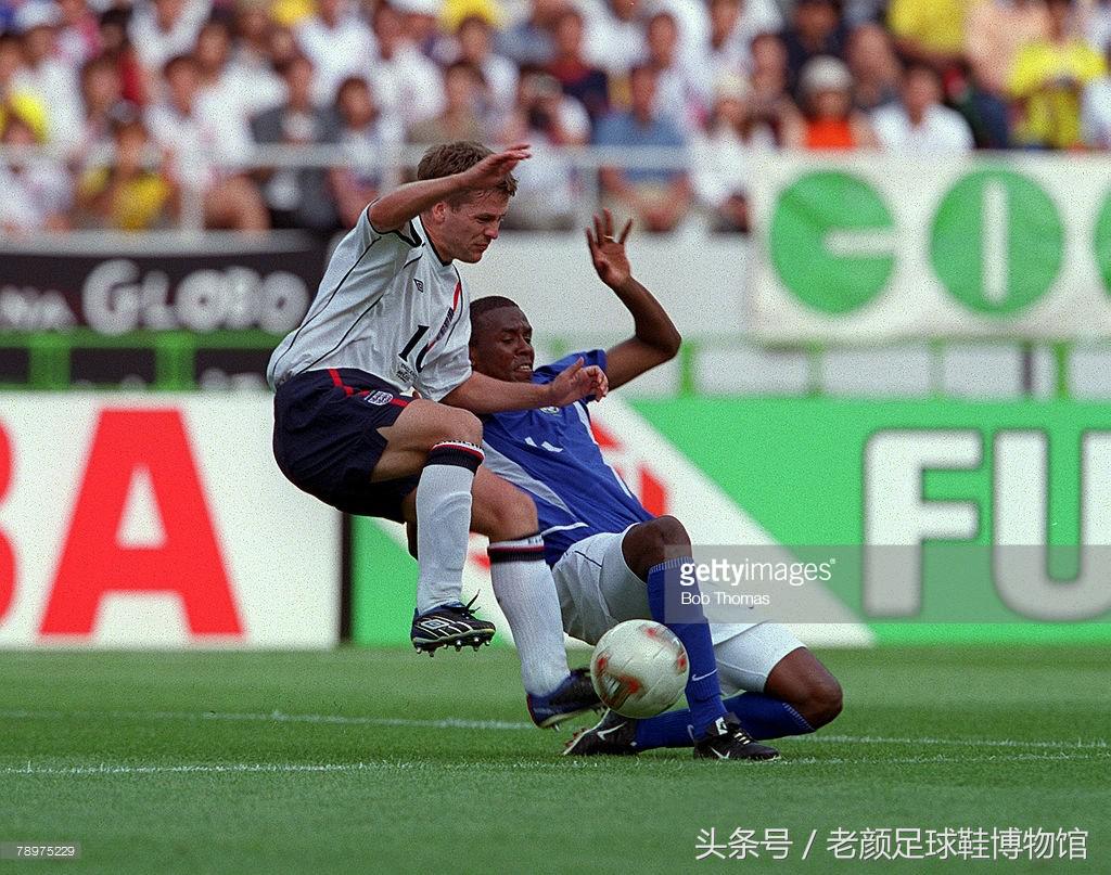 2002世界杯最大的黑马（2002韩日世界杯足球回顾，黑马lotto一鸣惊人，小众品牌逐步凋零）