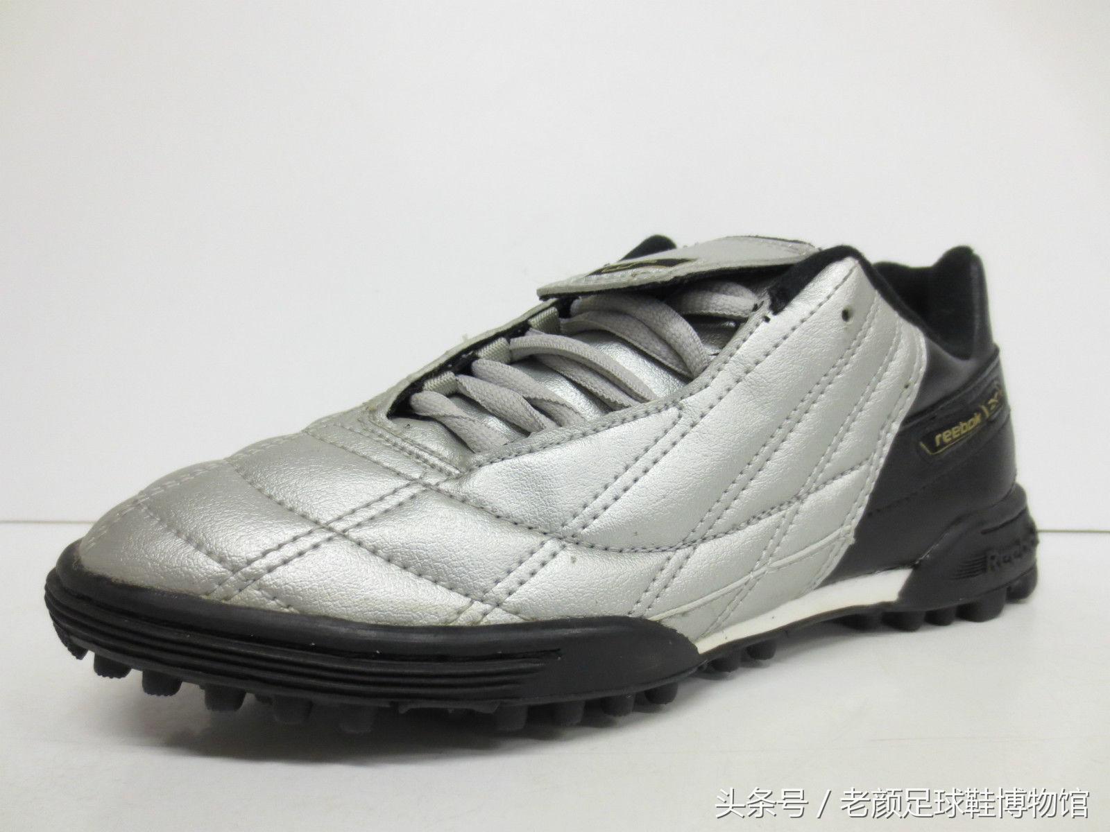 2002世界杯最大的黑马（2002韩日世界杯足球回顾，黑马lotto一鸣惊人，小众品牌逐步凋零）