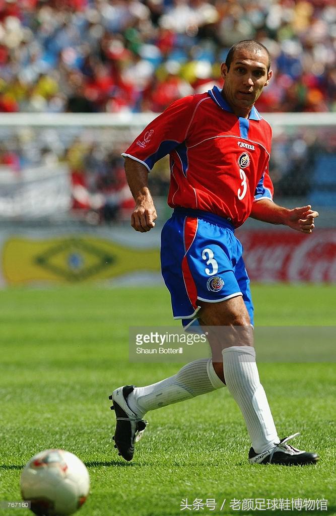 2002世界杯最大的黑马（2002韩日世界杯足球回顾，黑马lotto一鸣惊人，小众品牌逐步凋零）