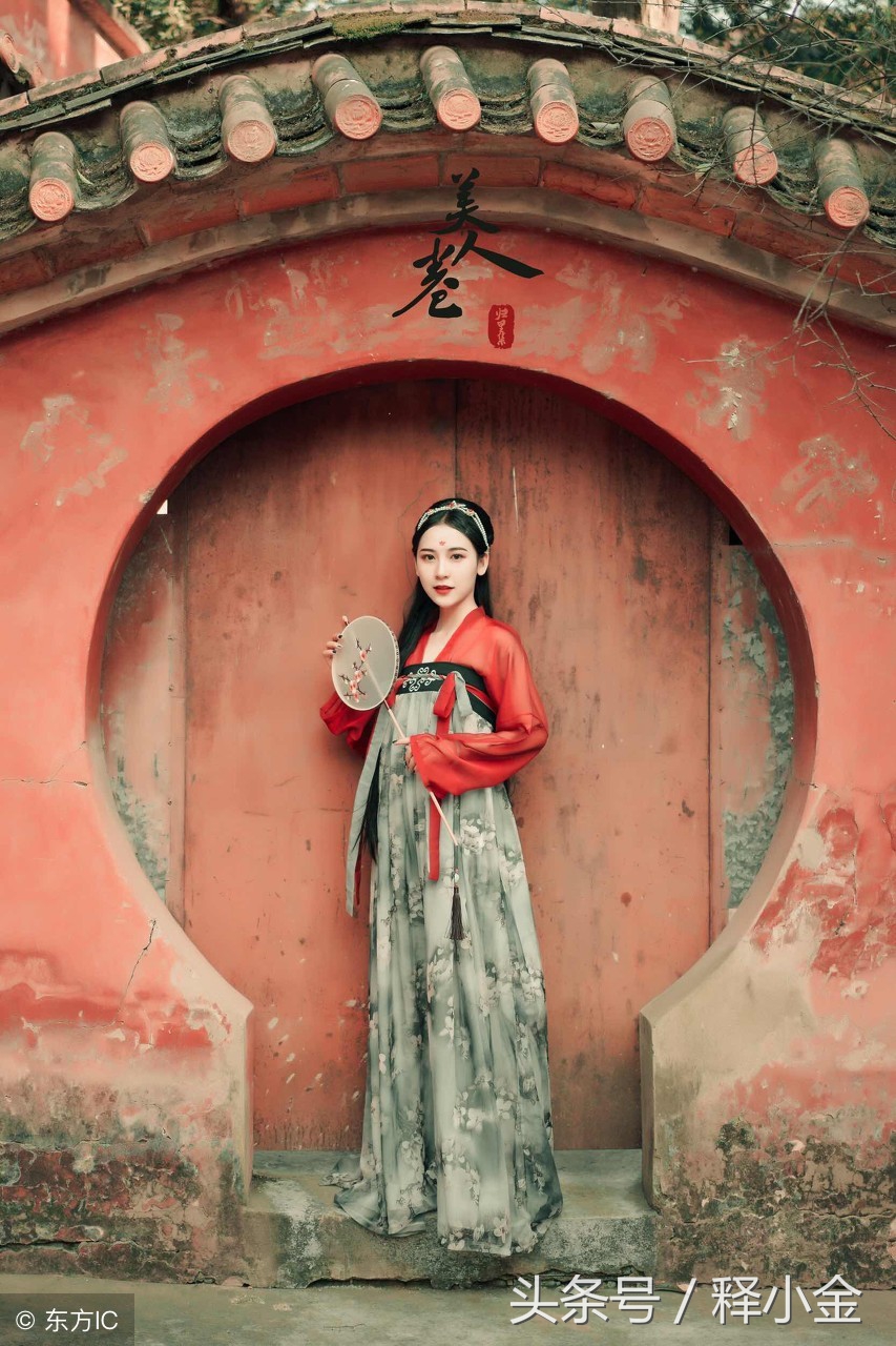 成语——花前月下、月约星期：约会可不是秀给别人看的