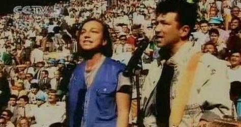 世界杯金曲图片大全（回顾历届世界杯经典歌曲的时尚元素，期待威尔·史密斯献唱俄罗斯）-趣拿体育