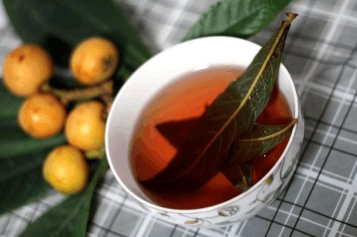 除了止咳，你会“吃”枇杷叶吗？煮茶煲汤熬粥，好吃又保健