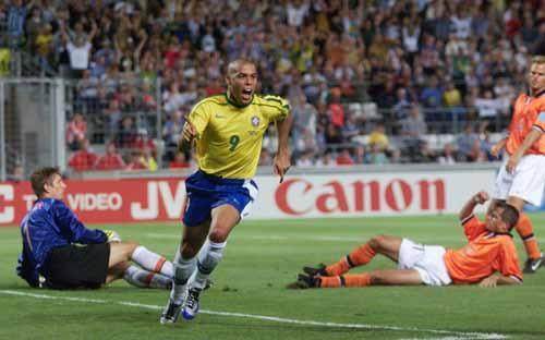 98世界杯荷兰vs巴西实况录像（罗纳尔多最震撼演出，不是02年决赛，而是98年巴西侥幸胜荷兰！）