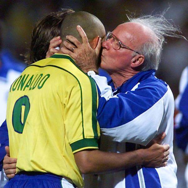 98世界杯荷兰vs巴西实况录像（罗纳尔多最震撼演出，不是02年决赛，而是98年巴西侥幸胜荷兰！）