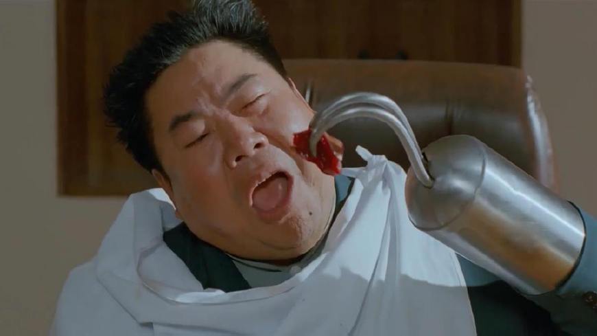 力王:92年的一部血腥惊悚片,坏蛋独眼龙竟是现实中樊少皇的老爹