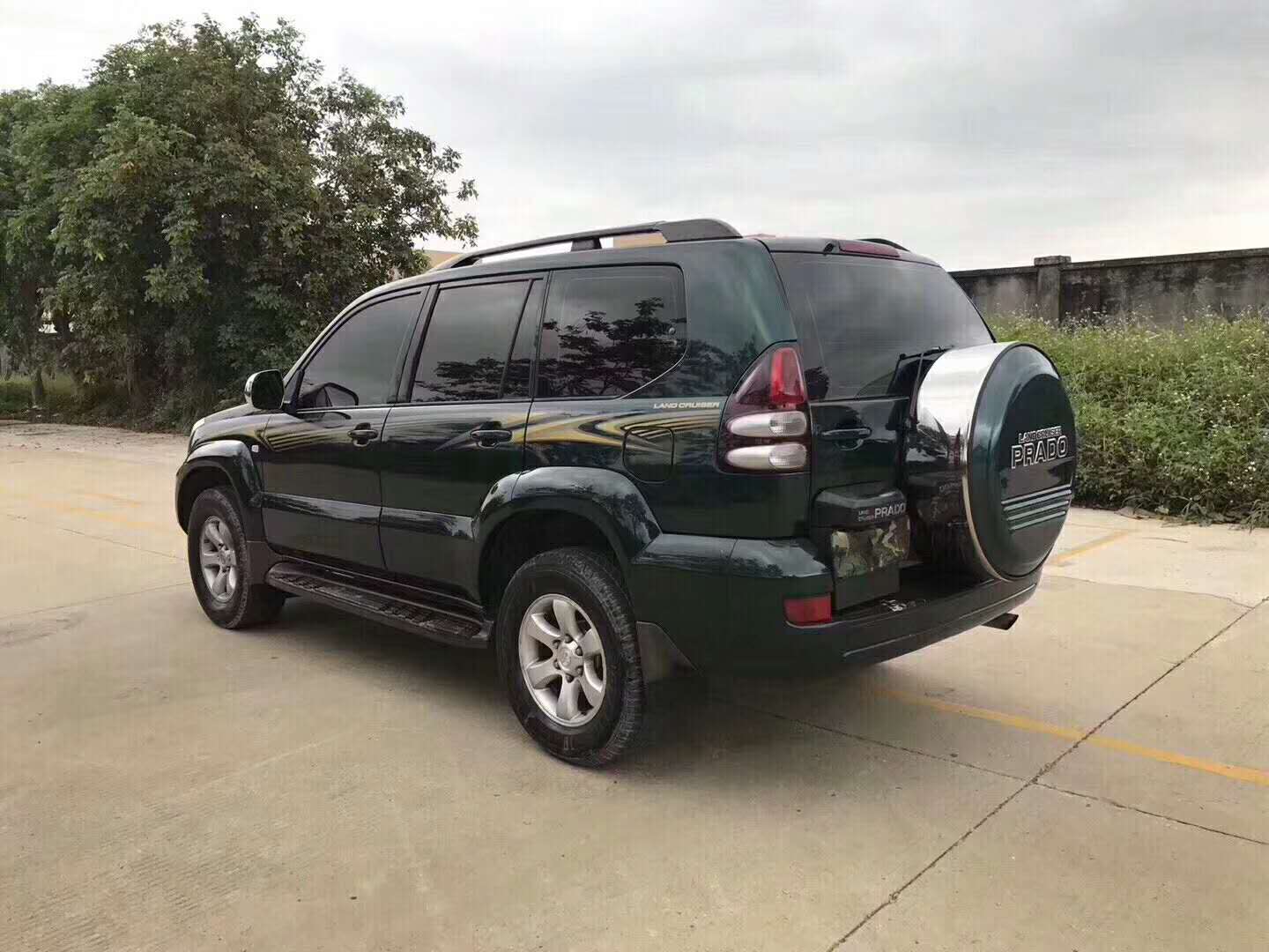 08年丰田霸道4000军绿色,5门7座suv,12.6万开走,家用越野必备