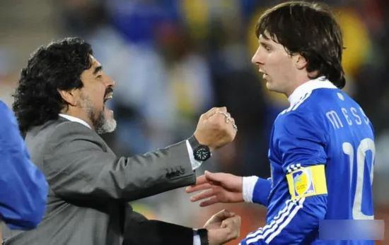 看世界杯足球赛英文（收下这份世界杯看球英文词汇指南，拒绝再作伪球迷！）