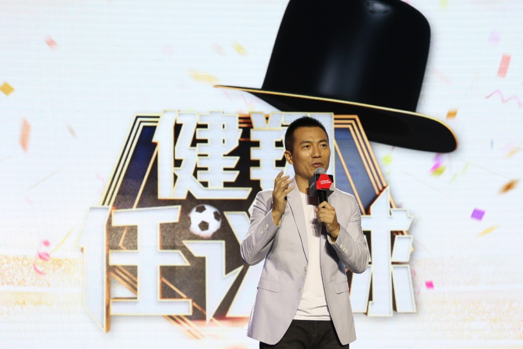 世界杯宣傳片最極對(duì)決（世界杯十大猜想：梅西C羅上演終極對(duì)決 新冠軍在此產(chǎn)生？）