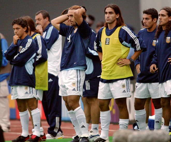 2002世界杯阿根廷被谁淘汰(2002兵败韩日的阿根廷队伤了中国球迷心，那23人今天都在做什么？)