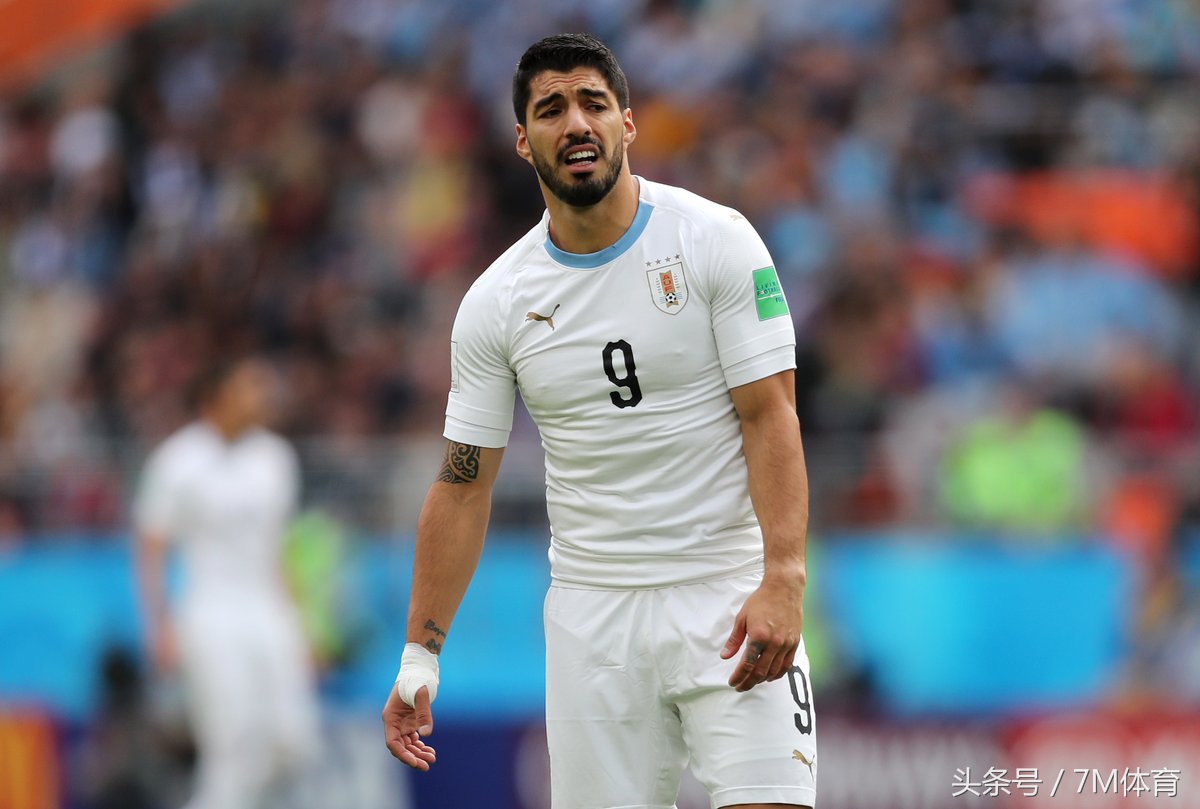 世界杯-苏亚雷斯失良机 乌拉圭半场0-0平埃及
