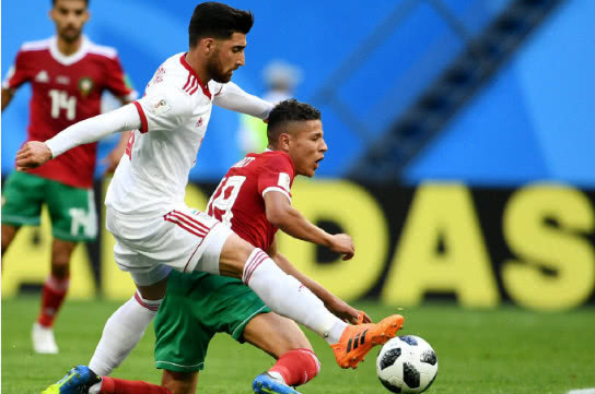 摩洛哥和伊朗世界杯下半场(惨烈！6人因伤被换下！伊朗绝杀摩洛哥终结亚洲球队世界杯七连败)
