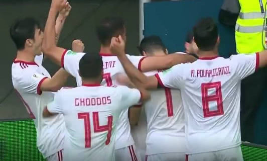 摩洛哥和伊朗世界杯下半场(惨烈！6人因伤被换下！伊朗绝杀摩洛哥终结亚洲球队世界杯七连败)