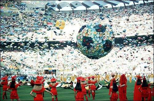 2014巴西世界杯歌曲足球操（盘点10大世界杯主题曲，资深老球迷都爱听最后二首！你听过哪些？）