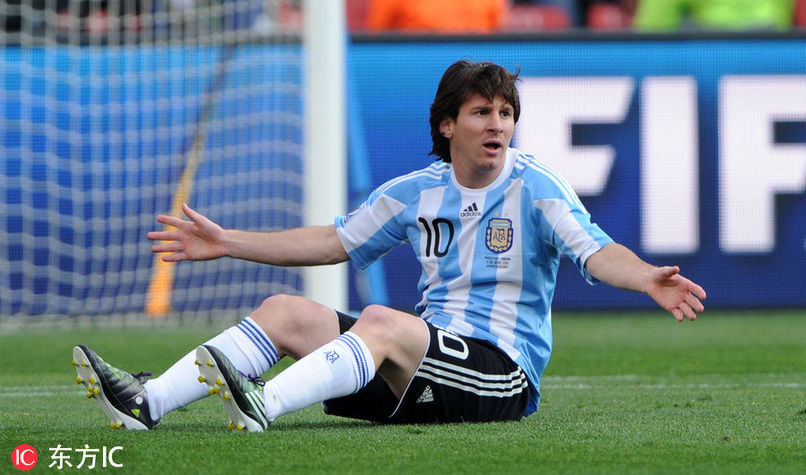 梅西世界杯最新图片(梅西即将亮相俄罗斯世界杯 一组图回顾梅球王追逐