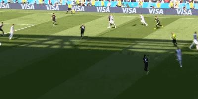 阿圭罗破门芬博阿松扳平梅西失点，阿根廷1-1冰岛