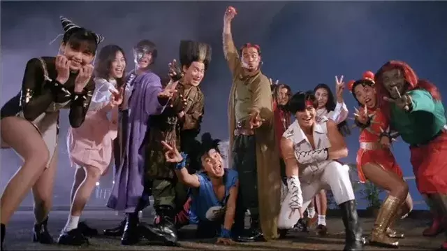 导演王晶的电影(1993年的王晶有多厉害？一人执导9部电影，每一部都是强阵容)