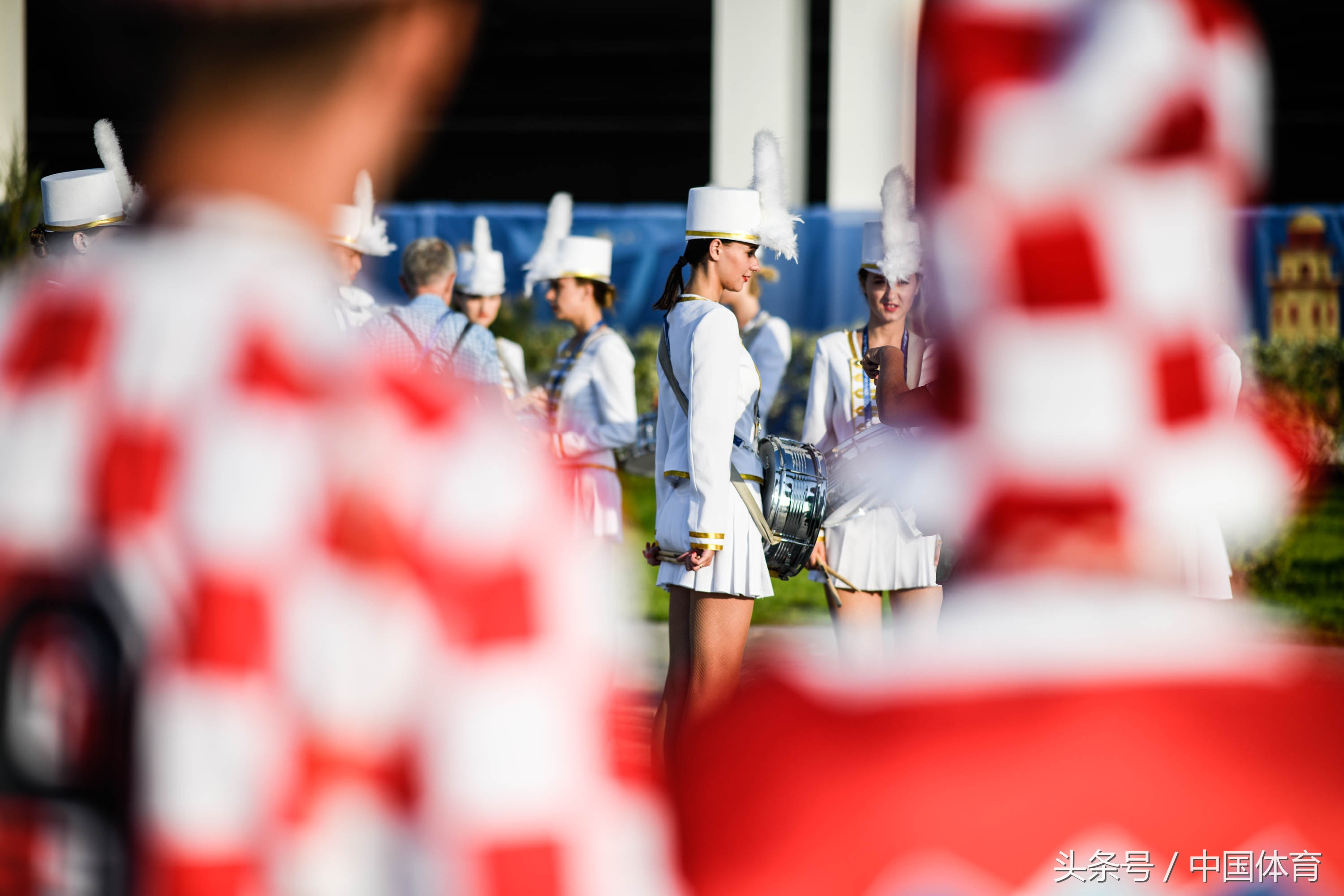 俄罗斯足球世界杯拉拉队(FIFA俄罗斯世界杯D组首轮 加里宁格勒球场拉拉队抢镜)