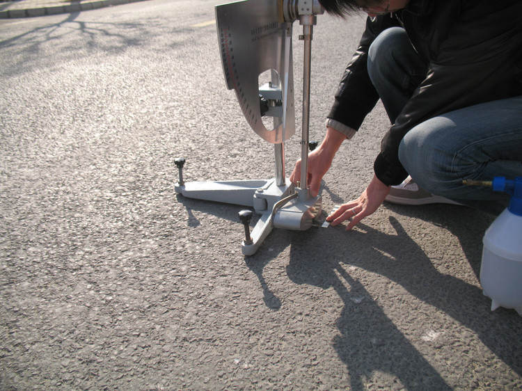 摆式仪测定路面摩擦系数试验方法(道路摩擦系数测定方法）